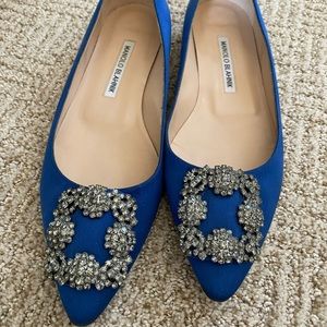 Manolo Blahnik Hangisi Satin Flats